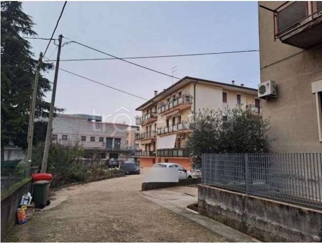 appartamento in vendita a Chiampo