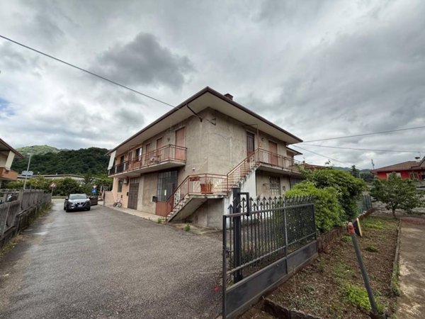 appartamento in vendita a Chiampo