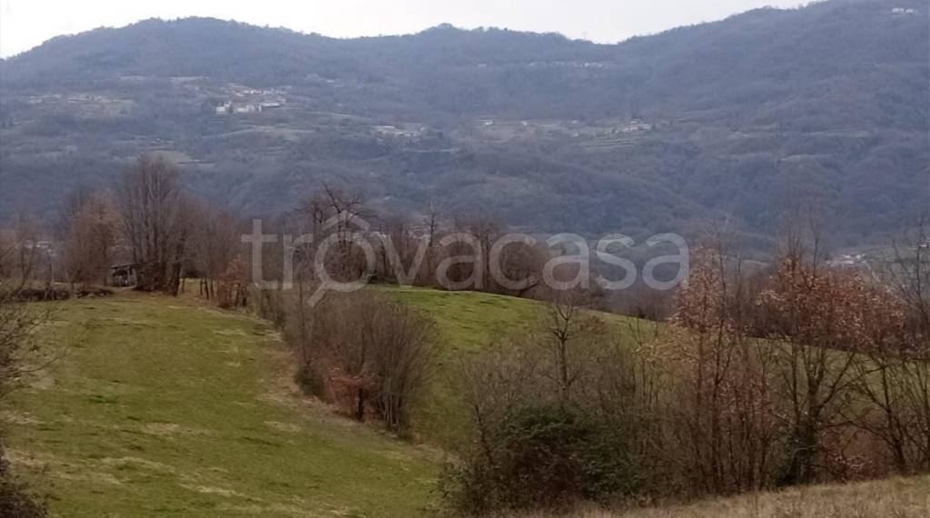 terreno edificabile in vendita a Chiampo