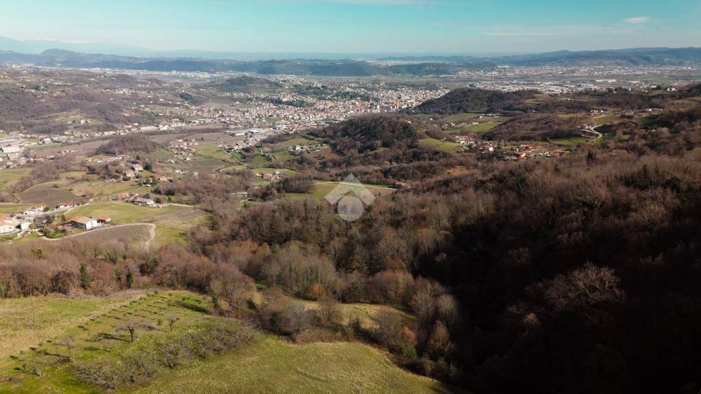 terreno agricolo in vendita a Chiampo