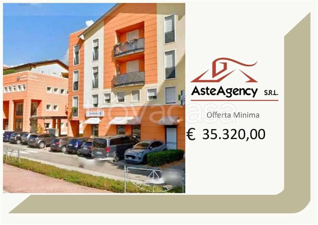 negozio in vendita a Chiampo