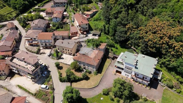 casa indipendente in vendita a Chiampo