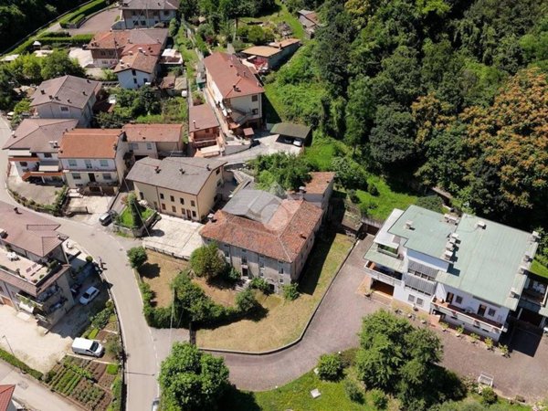 intera palazzina in vendita a Chiampo