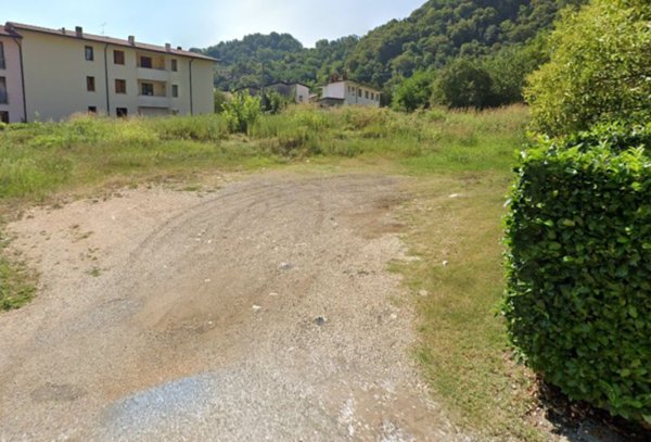 terreno edificabile in vendita a Chiampo in zona Arso
