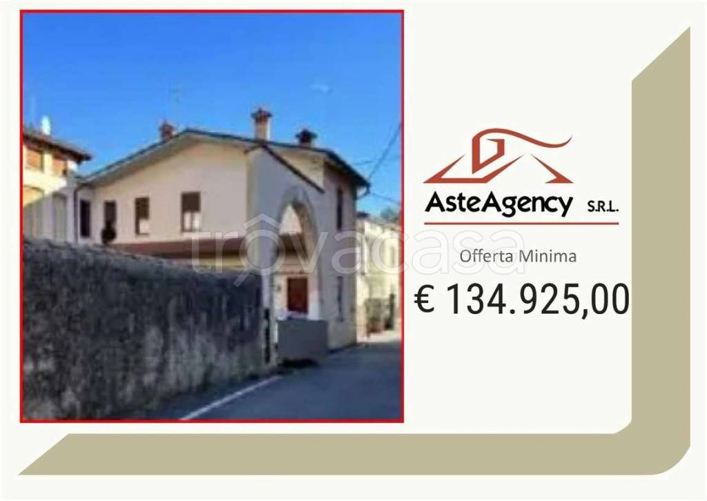 casa indipendente in vendita a Chiuppano
