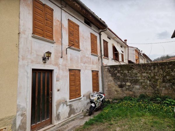 casa indipendente in vendita a Chiuppano