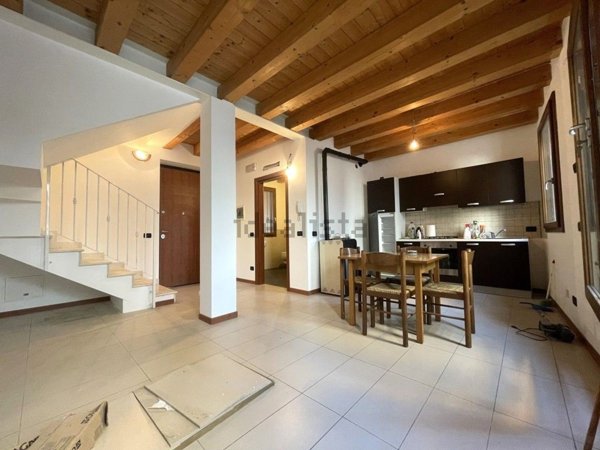 casa indipendente in vendita a Chiuppano