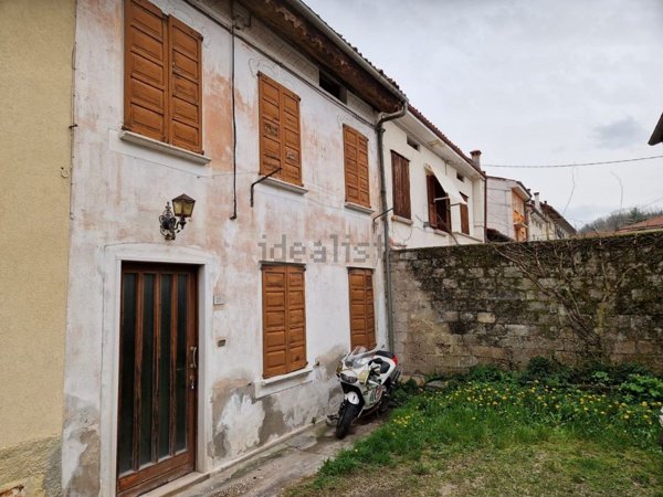 casa indipendente in vendita a Chiuppano