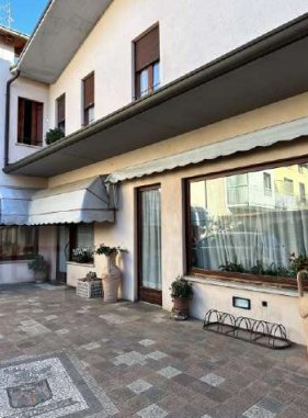 casa indipendente in vendita a Chiuppano