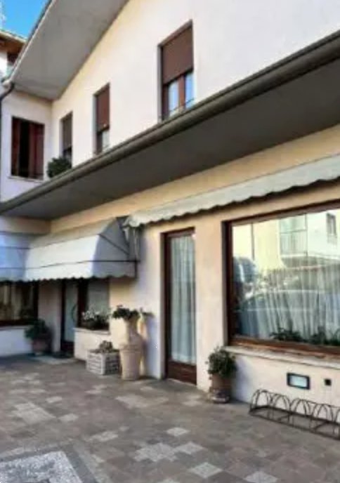 negozio in vendita a Chiuppano