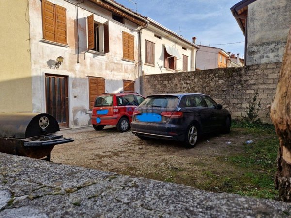 casa indipendente in vendita a Chiuppano