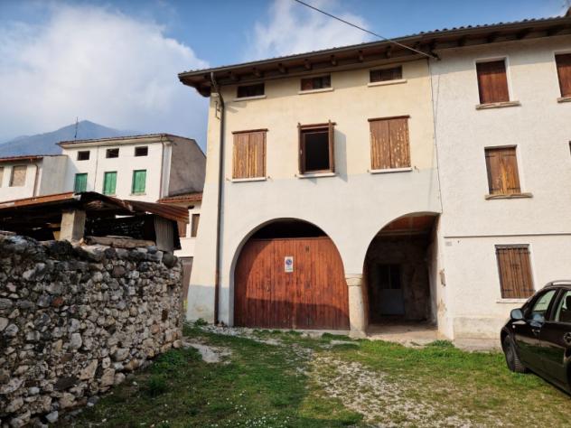 casa indipendente in vendita a Cogollo del Cengio