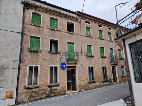 casa indipendente in vendita a Cogollo del Cengio