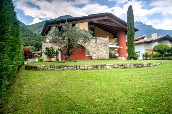 casa indipendente in vendita a Cogollo del Cengio
