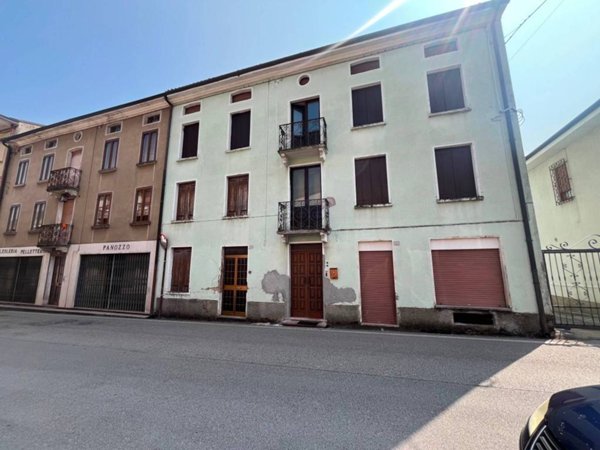 casa indipendente in vendita a Cogollo del Cengio