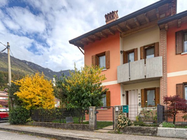 casa indipendente in vendita a Cogollo del Cengio