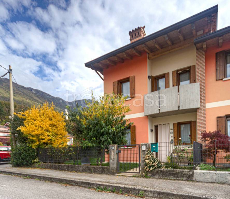 casa indipendente in vendita a Cogollo del Cengio
