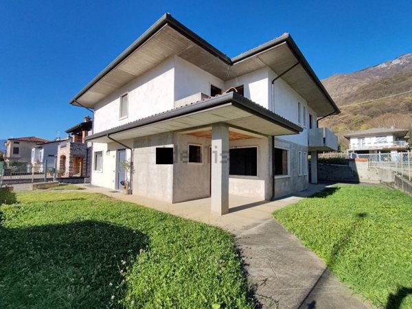 casa indipendente in vendita a Cogollo del Cengio