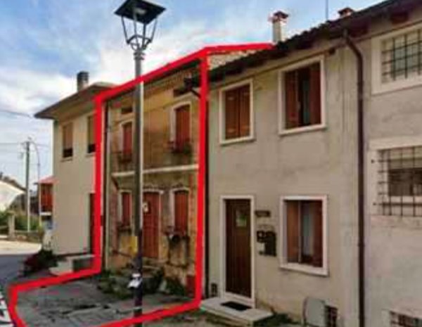 casa indipendente in vendita a Cogollo del Cengio