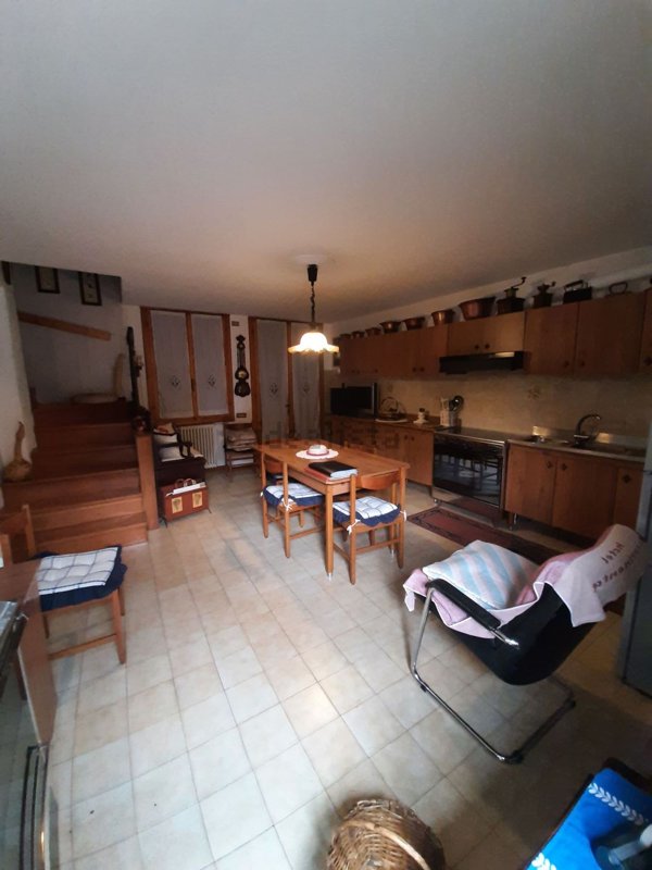 casa indipendente in vendita a Cogollo del Cengio in zona Schiri