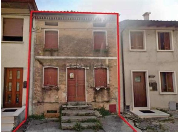 casa indipendente in vendita a Cogollo del Cengio