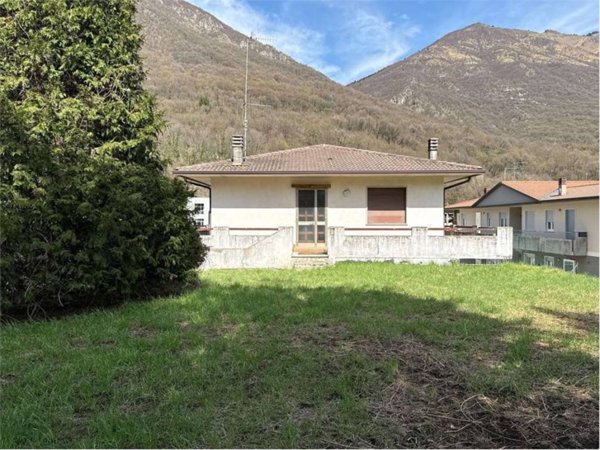 casa indipendente in vendita a Cogollo del Cengio