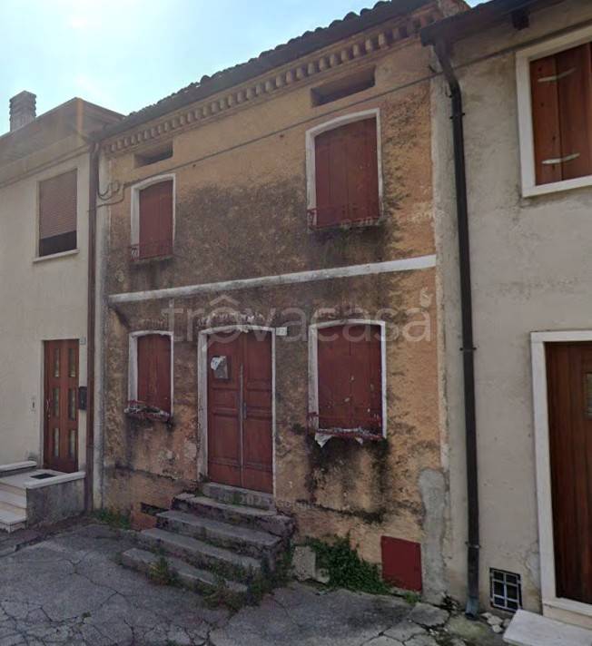 casa indipendente in vendita a Cogollo del Cengio