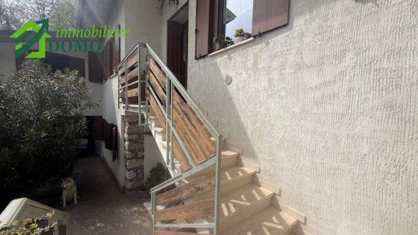 casa indipendente in vendita a Cogollo del Cengio in zona Casale