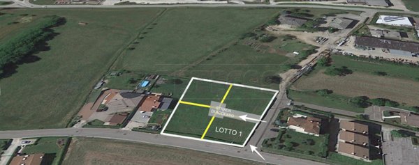terreno edificabile in vendita a Cornedo Vicentino in zona Cereda
