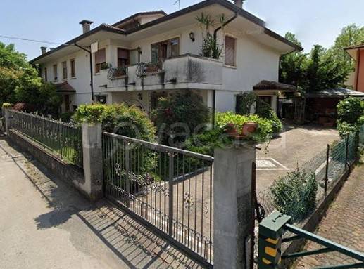 casa indipendente in vendita a Cornedo Vicentino