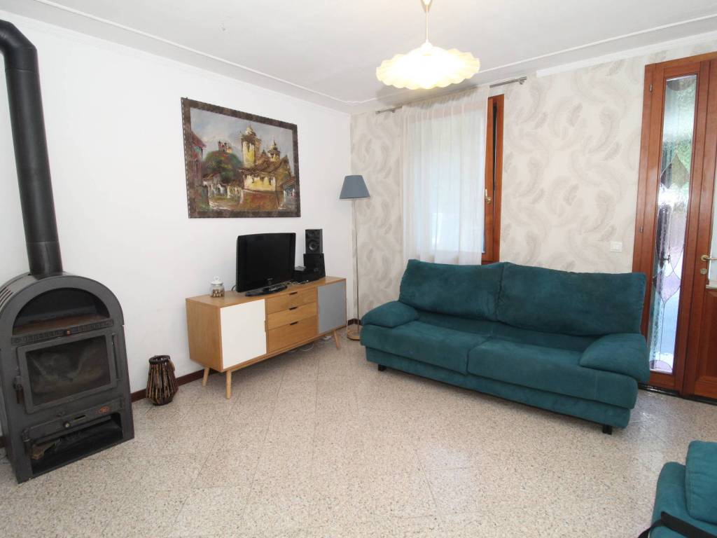 casa indipendente in vendita a Cornedo Vicentino