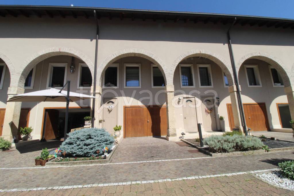 casa indipendente in vendita a Cornedo Vicentino in zona Spagnago