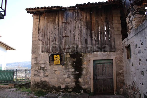 casa semindipendente in vendita a Cornedo Vicentino
