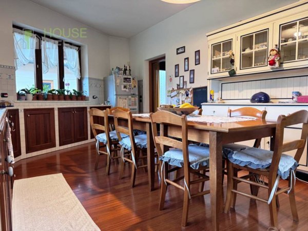 casa indipendente in vendita a Cornedo Vicentino in zona Cereda