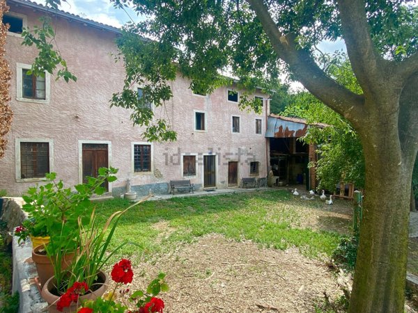 casale in vendita a Cornedo Vicentino in zona Cereda
