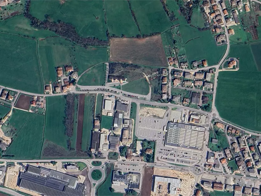 terreno edificabile in vendita a Cornedo Vicentino