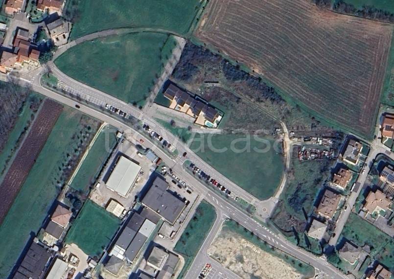 terreno edificabile in vendita a Cornedo Vicentino