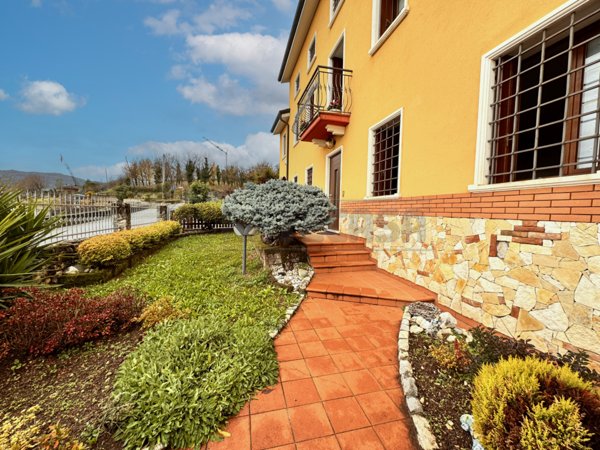 appartamento in vendita a Cornedo Vicentino