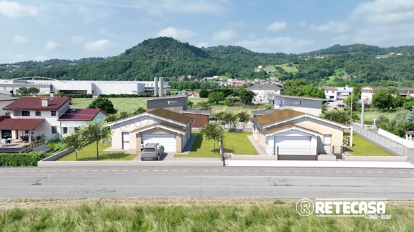 casa indipendente in vendita a Cornedo Vicentino in zona Cereda