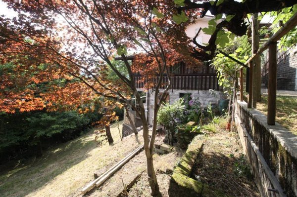 casa indipendente in vendita a Cornedo Vicentino in zona Muzzolon