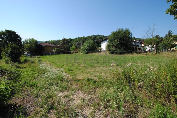 terreno in vendita a Cornedo Vicentino in zona Spagnago
