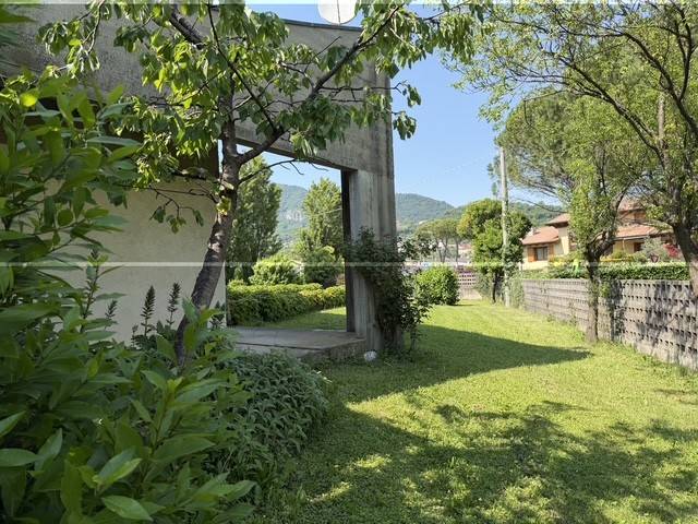 casa indipendente in vendita a Cornedo Vicentino in zona Cereda