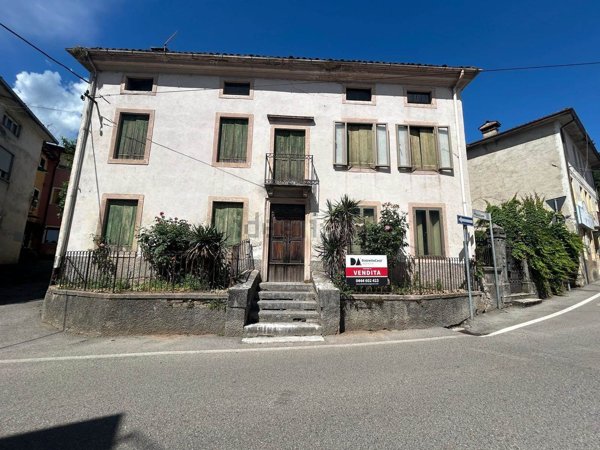 casa indipendente in vendita a Cornedo Vicentino