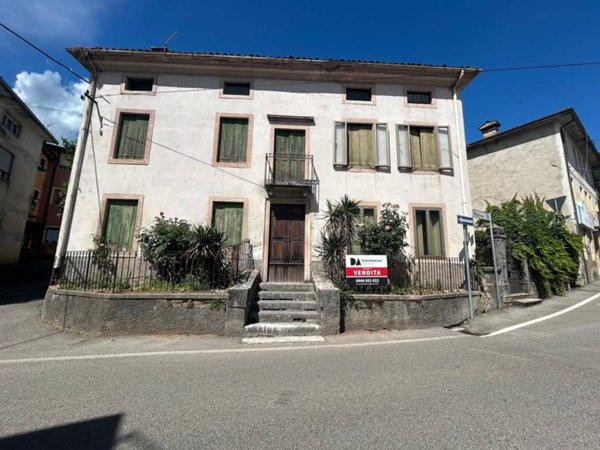 casa indipendente in vendita a Cornedo Vicentino
