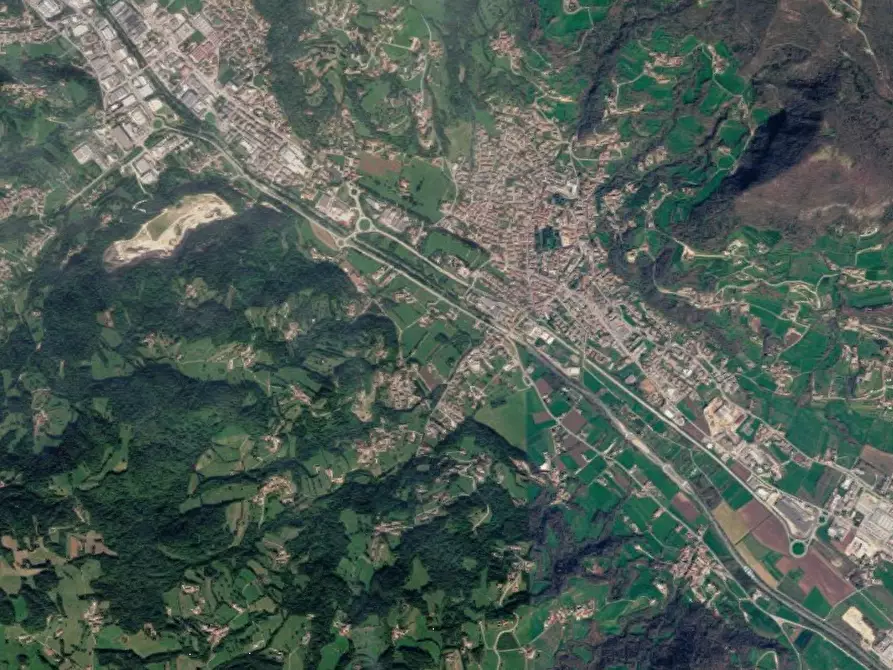 terreno edificabile in vendita a Cornedo Vicentino