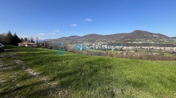 casa indipendente in vendita a Cornedo Vicentino
