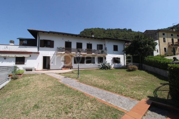 casa indipendente in vendita a Cornedo Vicentino