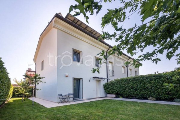 casa indipendente in vendita a Costabissara in zona Motta