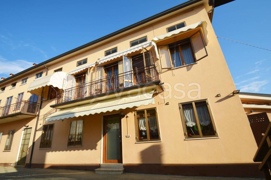 casa indipendente in vendita a Costabissara