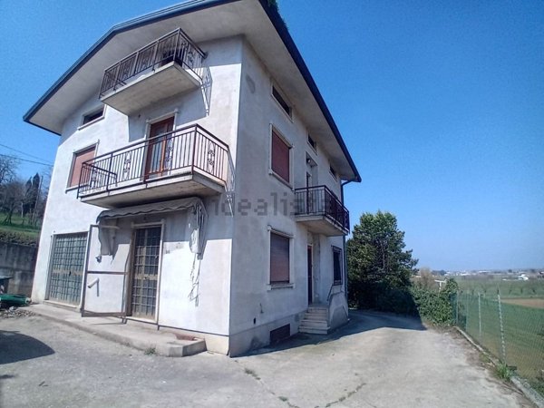 appartamento in vendita a Costabissara